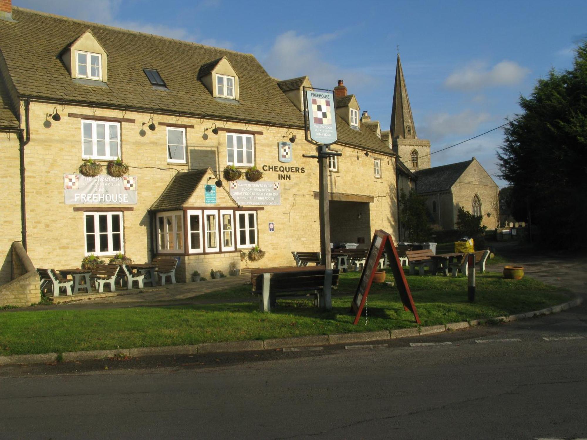 The Chequers Inn Cassington Exterior foto